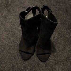 Vince Peep Toe Bootie Black Suede Size 8
